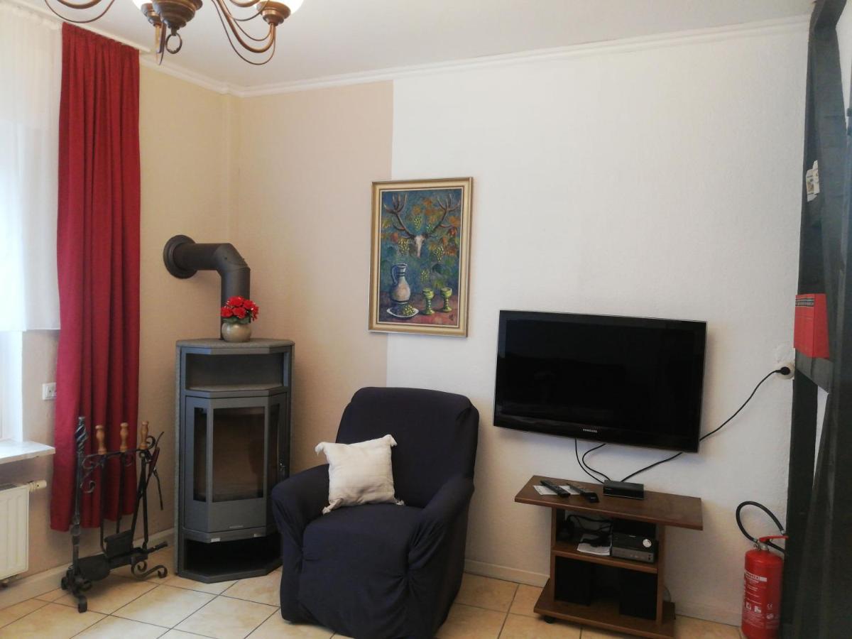 Haus Zur Traube Daire Klotten Dış mekan fotoğraf